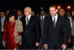 prezident ČR Václav Klaus s manželkou Livií a profesorem Miroslavem Vernerem vcházejí do Egyptského muzea v Káhiře